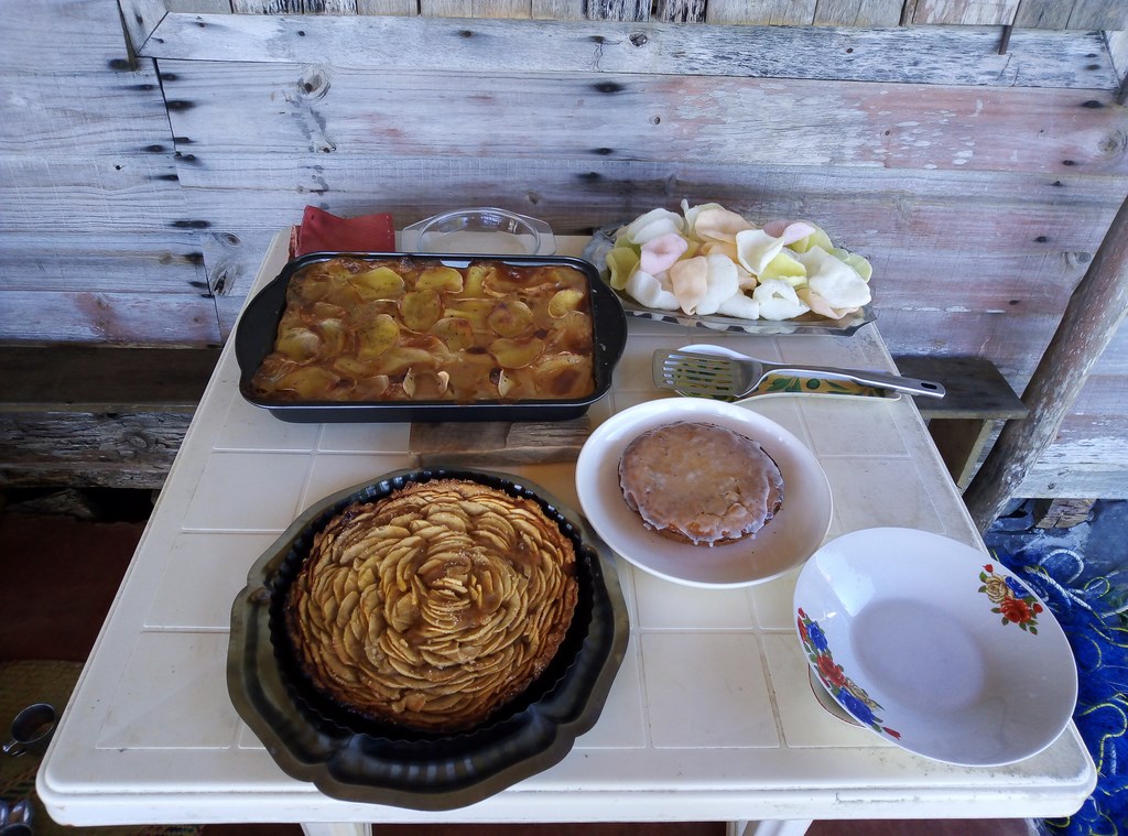 gratin savoyard , tarte aux pommes et soufflets chinois 2