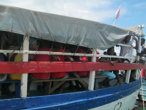 Arrivée économiquement par bateau 